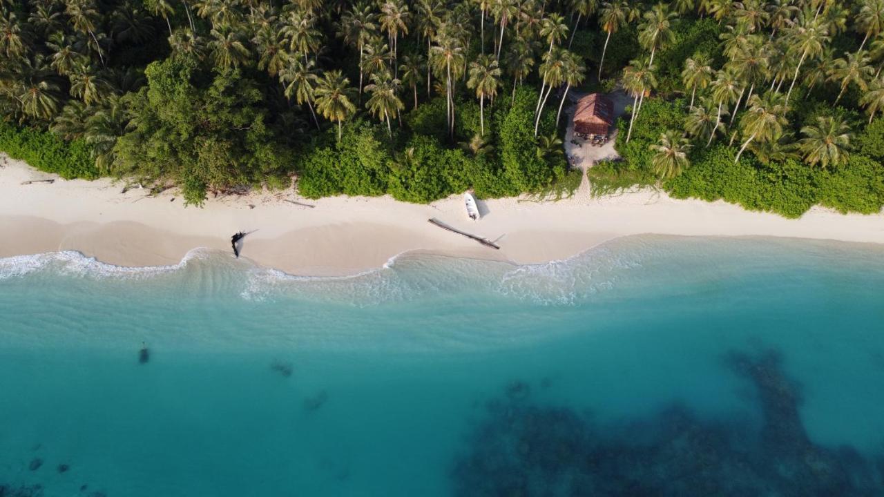 Pinang Island - Private Island Sea View Bungalows Singkil  Kültér fotó
