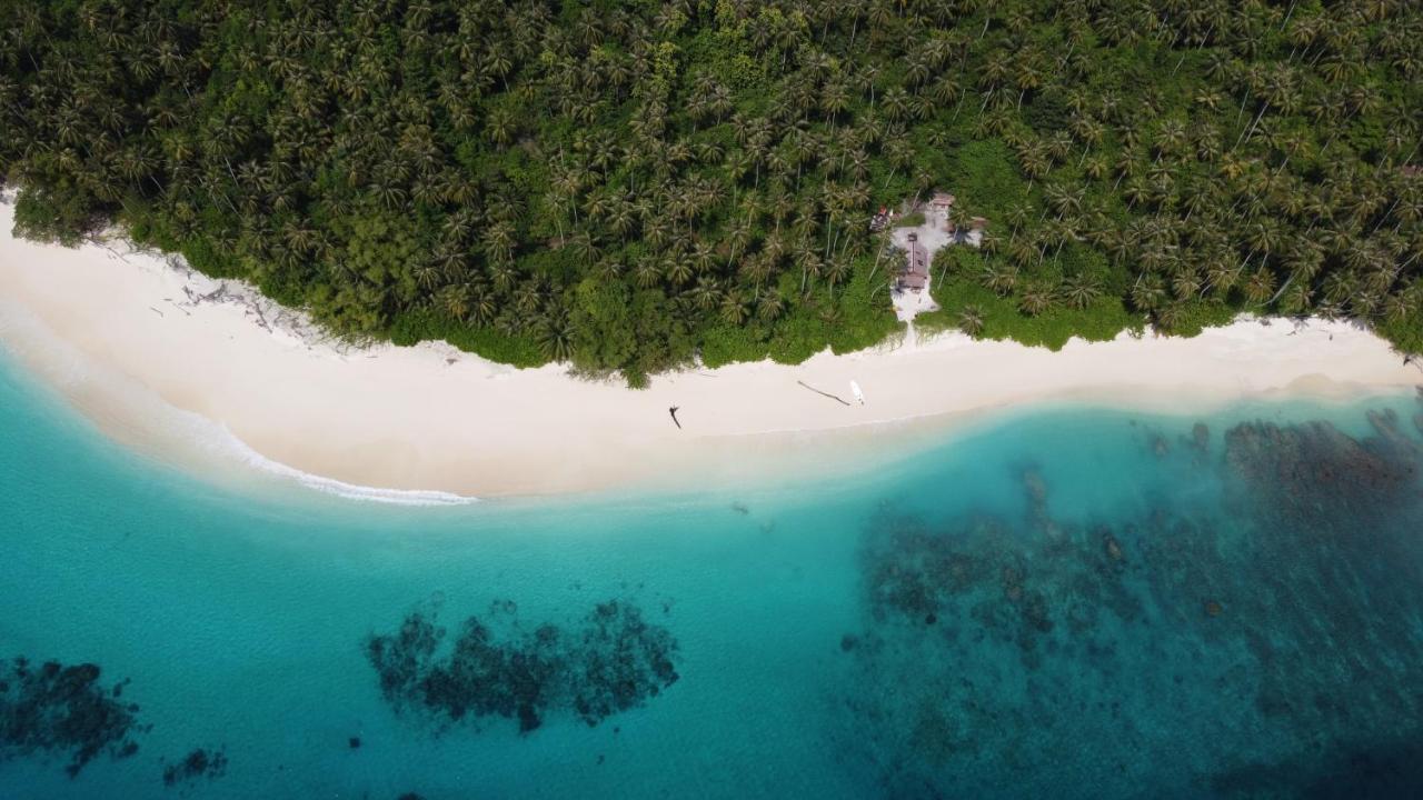 Pinang Island - Private Island Sea View Bungalows Singkil  Kültér fotó