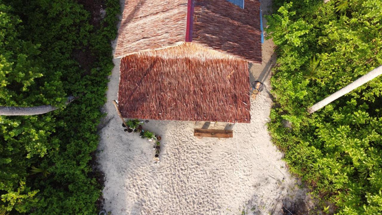 Pinang Island - Private Island Sea View Bungalows Singkil  Kültér fotó