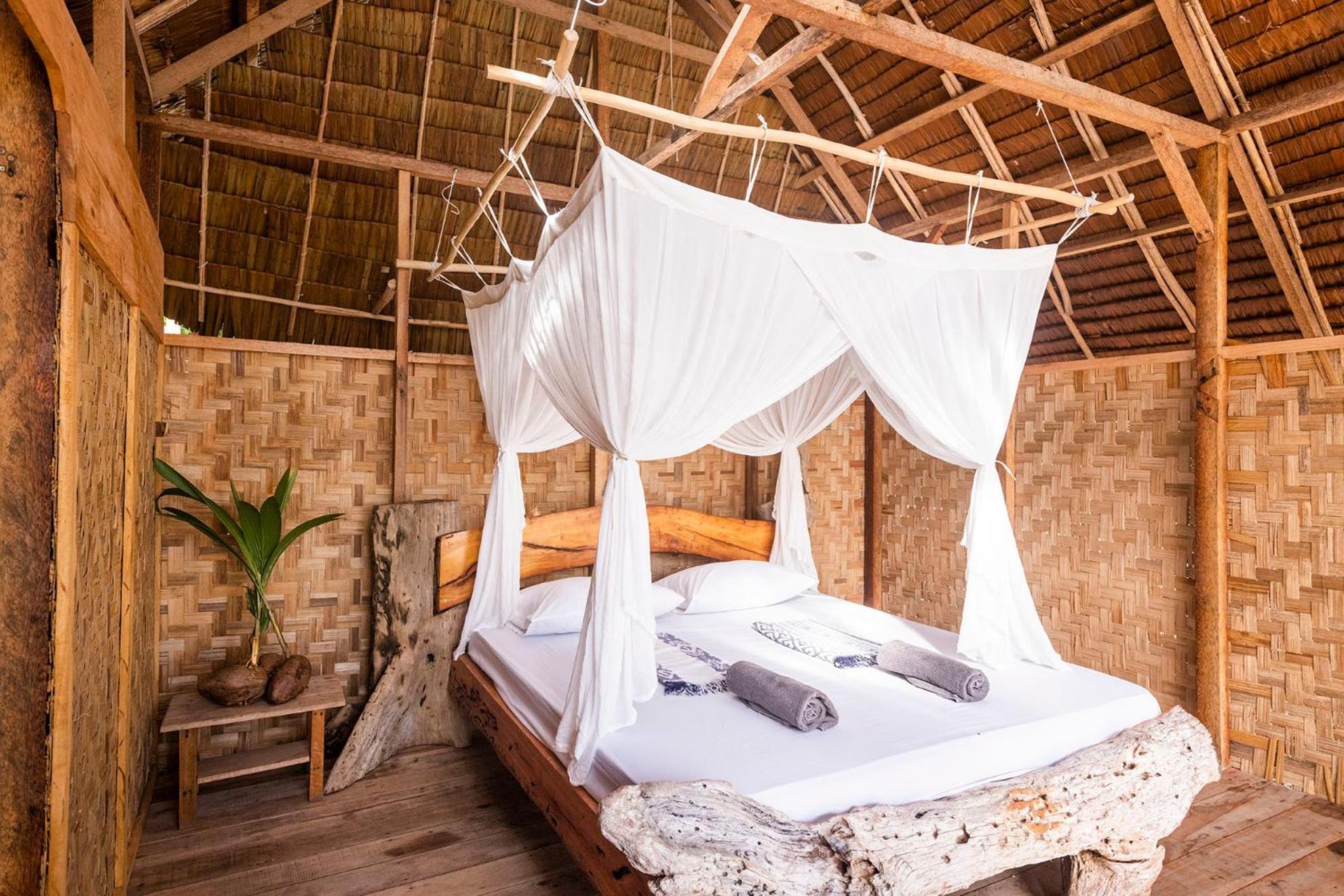 Pinang Island - Private Island Sea View Bungalows Singkil  Kültér fotó